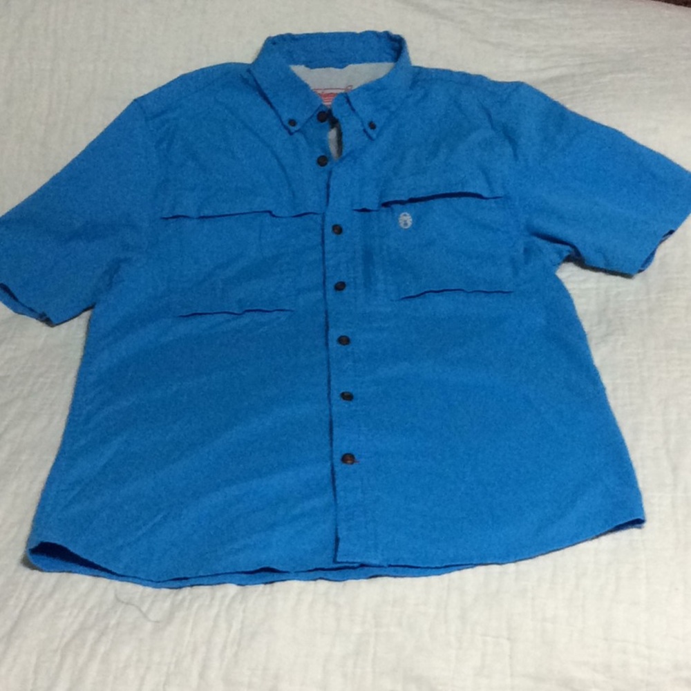 Coleman mens outdoor shirt Aqua size med.    M156